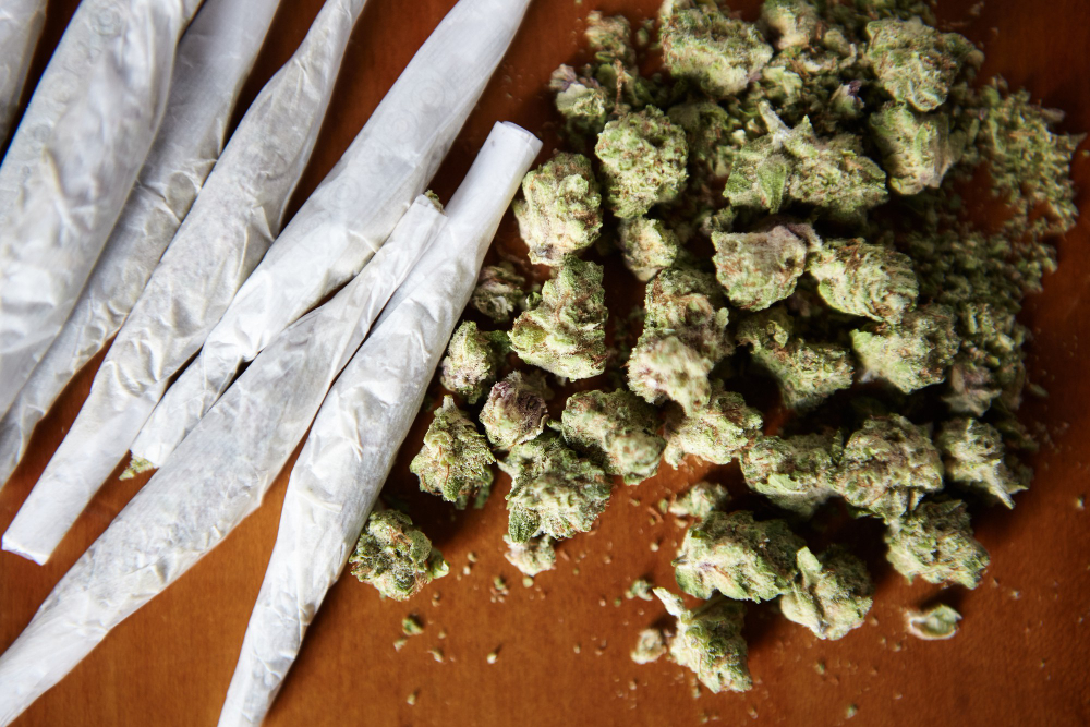 Hashish spezzato davanti agli agenti: arrestato 28enne a Torino