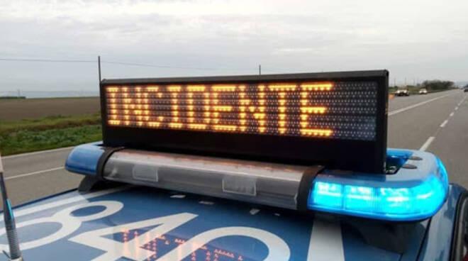 Ragazzina investita da autobus, ricoverata in codice rosso