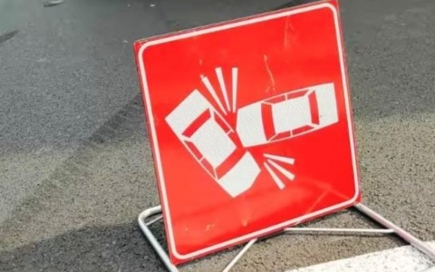Scontro tra due moto: un morto e un ferito grave