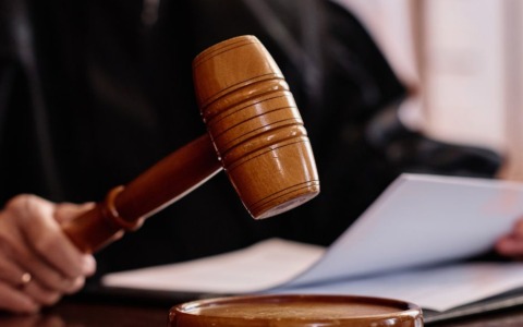 Assolti gli ‘furbetti’ del quiz per la patente con dispositivi per copiare
